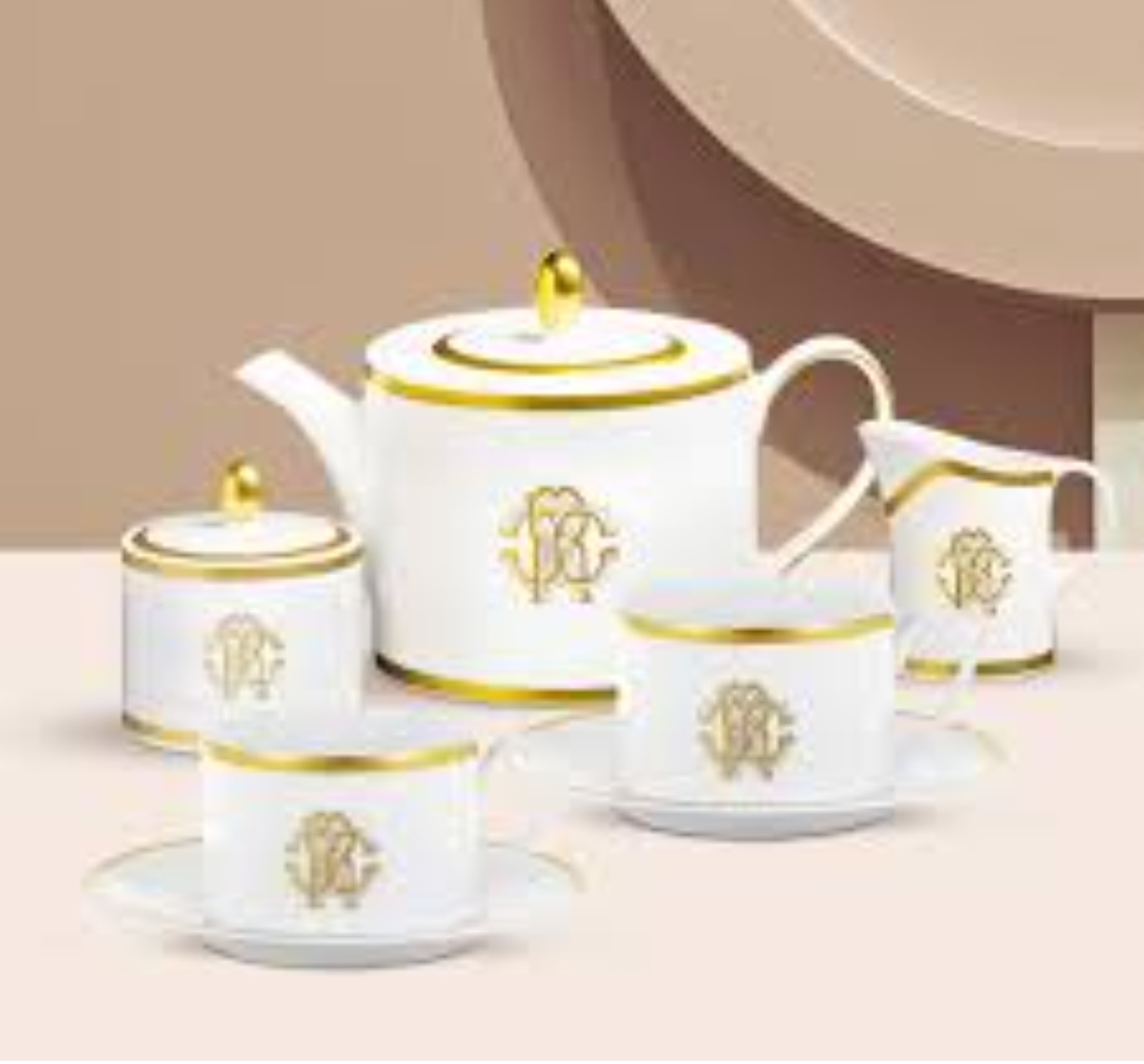 Hermes white tea set